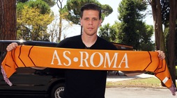 Roma, Szczesny alle visite mediche