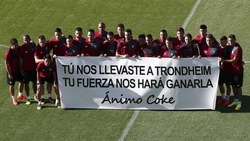 Supercoppa Europea, il bel messaggio del Siviglia per Coke