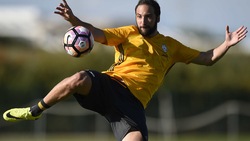 Juventus, Higuain lavora per tornare in forma a Vinovo