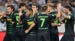 Borussia Monchengladbach- Young Boy 6-1: tripletta Hazard e Raffael