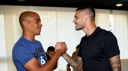 Inter, Joao Mario alla Pinetina: stringe la mano a Icardi