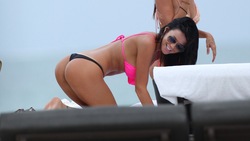 Karina Jelinek, che spettacolo in bikini: il lato B è hot!