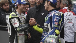 MotoGp, Crutchlow in pole a Silverstone: Rossi secondo