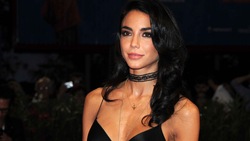 Chiara Biasi sexy a Venezia: lady Zaza incanta sul rep carpet