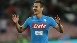 Serie A, Napoli-Bologna 3-1: Milik firma una doppietta