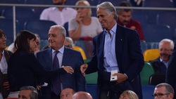 Roma-Crotone, c'è anche Malagò all'Olimpico