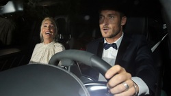 Francesco Totti e Ilary Blasi arrivano al Castello di Tor Crescenza