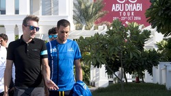 Elia Viviani e Vincenzo Nibali sbarcano ad Abu Dhabi