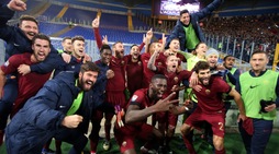 Serie A, Lazio-Roma (0-2): l'errore di Wallace apre la strada alla vittoria romanista