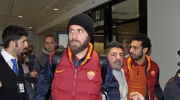 La Roma vola a Torino: la carica dei tifosi a Fiumicino