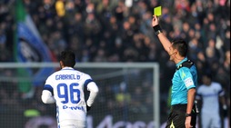 Sassuolo-Inter, Gabigol entra al 90' e si prende il giallo: quanti sfottò sul web!