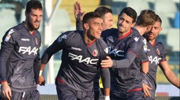 Serie A, il Bologna travolge il Pescara: 3-0 all'Adriatico