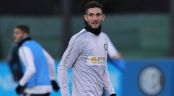 Inter, Gagliardini si allena ad Appiano Gentile: che grinta!