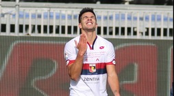 Cagliari-Genoa 4-1: non basta Simeone, Borriello show