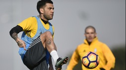 Sirene cinesi? Dani Alves concentrato a Vinovo