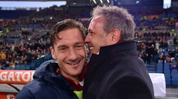 Mihajlovic ritrova Totti, che abbraccio all'Olimpico!