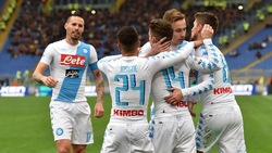 Roma-Napoli 1-2: Mertens show