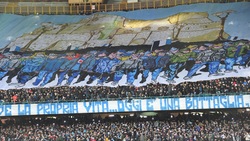 Napoli-Real Madrid, coreografie da brividi al San Paolo