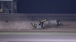 MotoGp, tutti giù per terra: primi test e prime cadute a Losail
