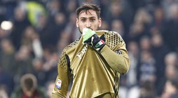 Juventus-Milan, rabbia Donnarumma: «Sempre loro...». E bacia lo stemma milanista