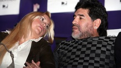 L'ex di Maradona: «Il sesso orale di Diego è da 8»