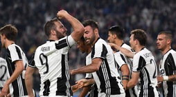 Juventus-Chievo 2-0, doppietta di Higuain e partitissima di Dybala: le immagini