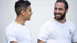 Barcellona-Juventus, sorrisi per Dybala: allenamento con la squadra