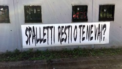 «Spalletti resti o te ne vai?»: striscione a Trigoria