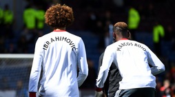 Burnley, tutto il Manchester United con le maglie di Ibrahimovic e Rojo