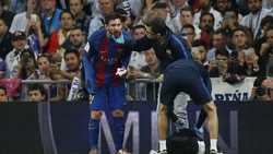 Clasico, la gomitata di Marcelo fa sanguinare Messi