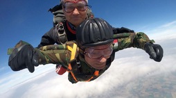 Giuseppe Degrada, paracadutista a 96 anni