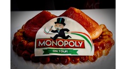 Napoli, un babà...Monopoli