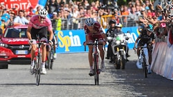 Giro d'Italia, Dumoulin trionfa a Oropa