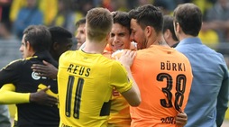 Borussia Dortmund, Bartra torna a giocare e piange