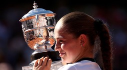 Roland Garros: Ostapenko, che gioia per la vittoria del suo primo torneo