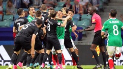 Messico-Nuova Zelanda shock: maxi-rissa in campo a Sochi