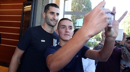 Roma, visite mediche e selfie per Gonalons