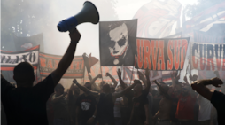 Milan, bagno di folla: tifosi entusiasti a Milanello