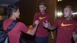 Roma negli Usa, sbarcano i nuovi: Nainggolan e Dzeko accolgono Ünder