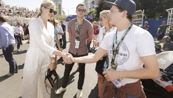 Kate Upton in forma super per la Formula E