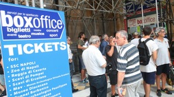 Il caldo non ferma i tifosi del Napoli: venduti 17mila biglietti per il Nizza