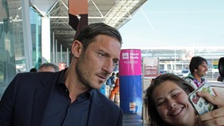 Champions, la Roma in partenza per Londra. C'è anche Totti