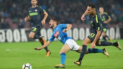 Top & Flop Napoli: Albiol sempre presente, Mertens avvolto nella nebbia