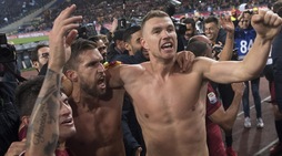 Roma, ecco i migliori: Dzeko pressa. Fazio è perfetto