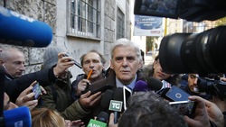 Consiglio federale a Roma, mattinata incandescente a Roma