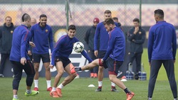 Roma, l'ultimo allenamento a Trigoria prima della partenza per Madrid