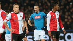 Feyenoord-Napoli, top & flop: Diawara sbaglia, poco Hamsik
