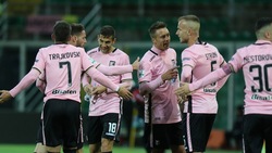 Palermo-Salernitana 3-0: rosanero campioni d'inverno