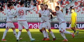 Serie B, Bari di misura sul Cittadella. Incubo Frosinone: sconfitto a Cremona