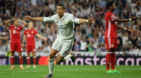 Cristiano Ronaldo da urlo: tripletta al Bayern Monaco e 100 gol in Champions
